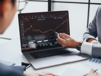 Selelrity-How-does-data-analytics-improve-risk-management-for-businesses